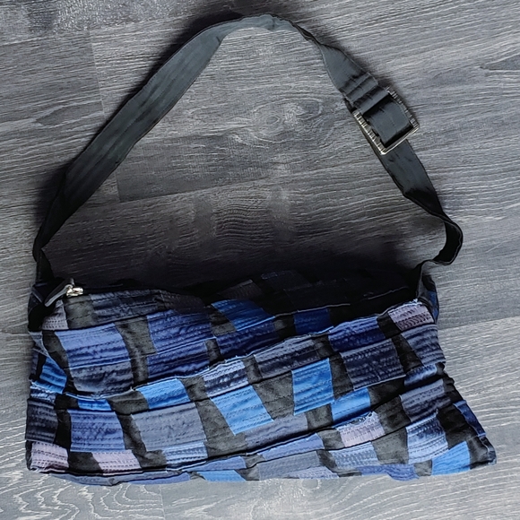 Rare Kao Pao Shu blue and black Charlie bag - Picture 12 of 14
